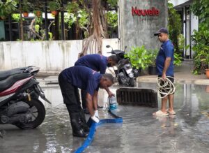 Tidal Surges Cause Flooding and Property Damage Across Malé Waterfront