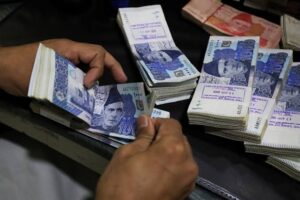 Pakistan seeks $10 billion US support facility to strengthen economy