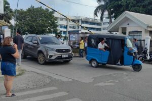 Two students killed in shooting at Philippine high school