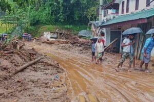Seven killed as heavy rains trigger floods and landslides in Sri Lanka