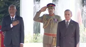 Pakistan PM Welcomes President Muizzu with Guard of Honour